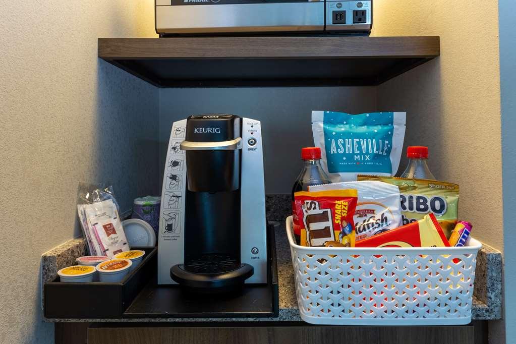 Hilton Garden Downtown 3*